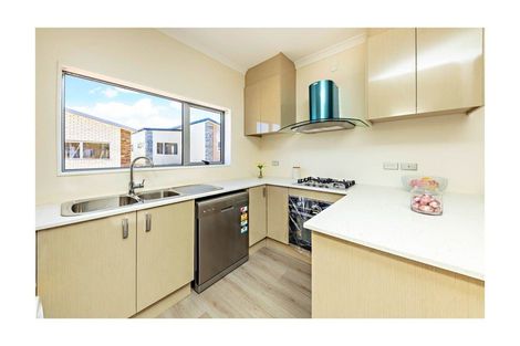 Photo of property in 55b Senator Drive, Manurewa, Auckland, 2105