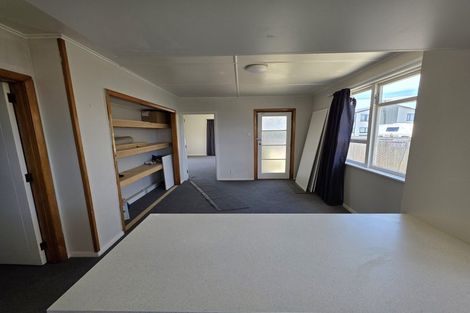 Photo of property in 30 Paddington Street, Northcote, Christchurch, 8052
