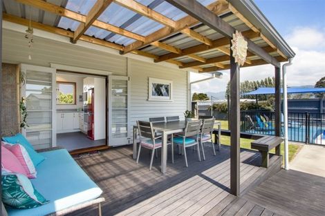 Photo of property in 16 Park Road, Katikati, 3129