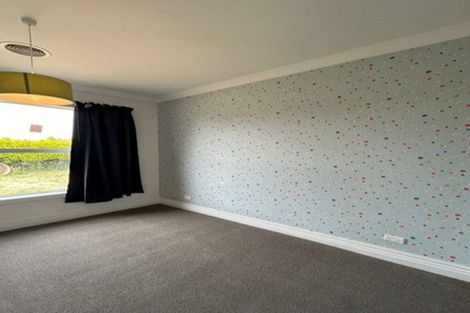 Photo of property in 22 Princes Road, Greenhills, Invercargill, 9877