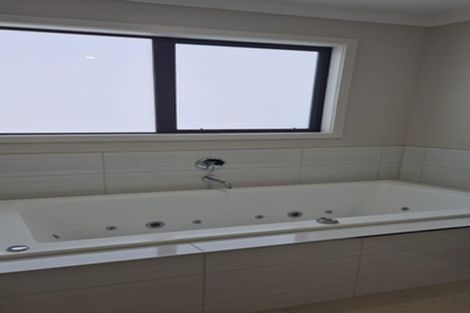 Photo of property in 77 Te Puia Drive, Aotea, Porirua, 5024