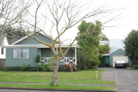 Photo of property in 73 Carnoustie Drive, Wattle Downs, Auckland, 2103