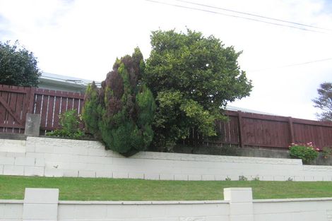 Photo of property in 10 Cecil Road, Tawa, Wellington, 5028