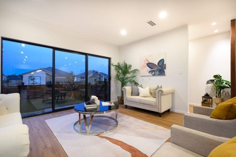 Photo of property in 15 Croatia Avenue, Huapai, Kumeu, 0810