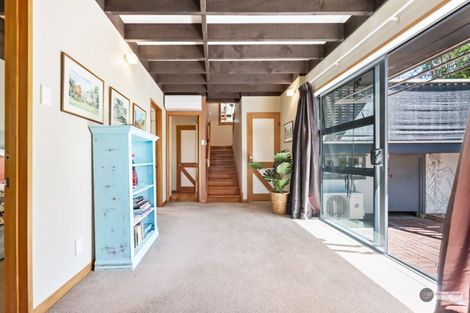 Photo of property in 75 Cypress Drive, Maungaraki, Lower Hutt, 5010