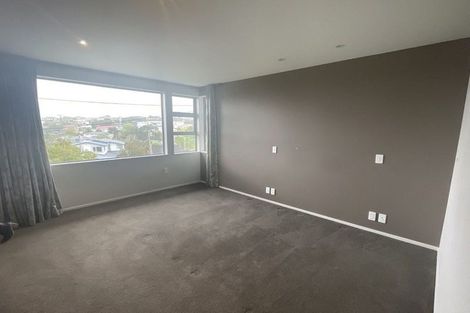 Photo of property in 48 Hebron Road, Waiake, Auckland, 0630