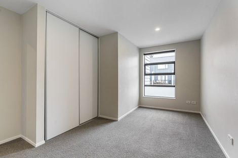 Photo of property in 3 Tahuhu Road, Mount Wellington, Auckland, 1062