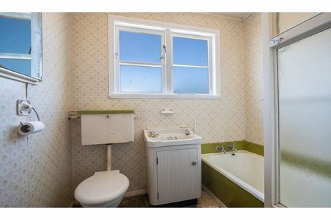 Photo of property in 26 Biddle Crescent, Taita, Lower Hutt, 5011