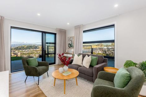 Photo of property in 14 Topsail Way, Whitby, Porirua, 5024