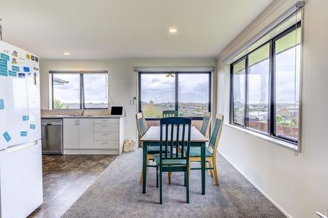 Photo of property in 11b Sharaleigh Place, Grandview Heights, Hamilton, 3200