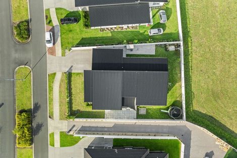 Photo of property in 20 Maturiki Drive, One Tree Point, 0118