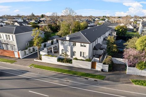 Photo of property in 1/52 Fendalton Road, Fendalton, Christchurch, 8014