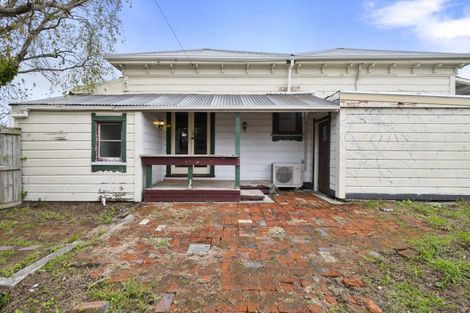 Photo of property in 66 Bridge Street, Bulls, 4818