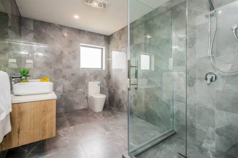 Photo of property in 4 Rere Awa Road, Glenbrook, 2681