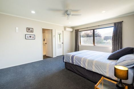 Photo of property in 11 Legorne Lane, Havelock North, 4130