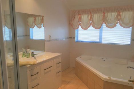 Photo of property in 23 Bermuda Drive, Papamoa Beach, Papamoa, 3118