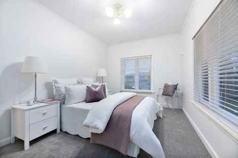 Photo of property in 2a Kereru Street, Henderson, Auckland, 0612