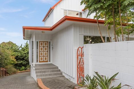 Photo of property in 121 Thompson Road, Bluff Hill, Napier, 4110