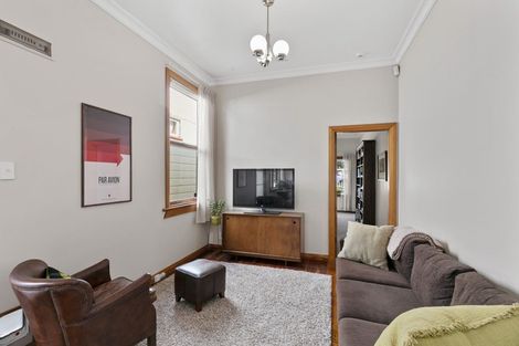 Photo of property in 29 Edinburgh Terrace, Berhampore, Wellington, 6023
