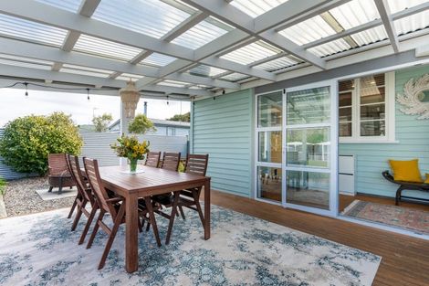 Photo of property in 68 Norbiton Road, Foxton, 4814