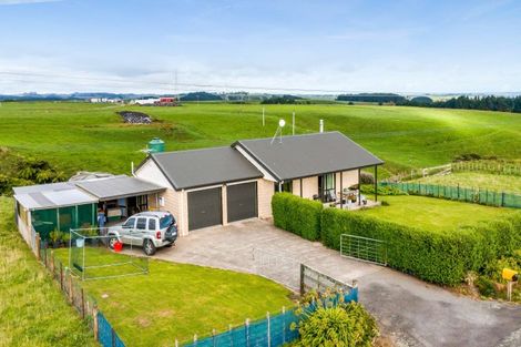 Photo of property in 902 Ararata Road, Ararata, Hawera, 4674