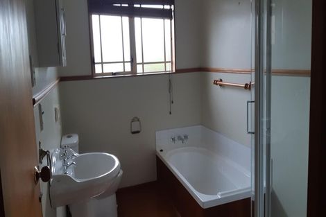 Photo of property in 63 Ferguson Street, Awapuni, Palmerston North, 4412