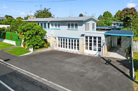 Photo of property in 1 Beerescourt Road, Beerescourt, Hamilton, 3200