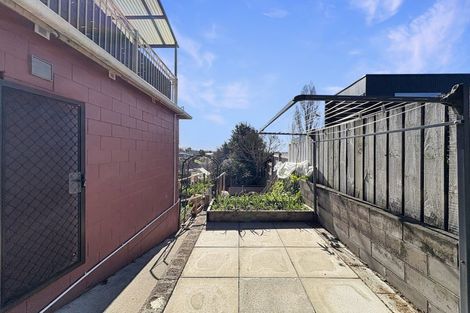 Photo of property in 18 Ridout Street, Maeroa, Hamilton, 3200