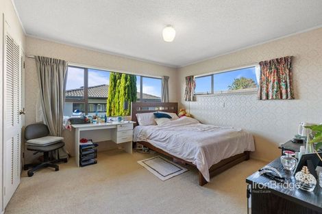 Photo of property in 1/283 Glenfield Road, Glenfield, Auckland, 0629