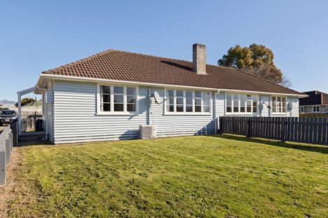 Photo of property in 4-6 Dix Crescent, Riversdale, Blenheim, 7201