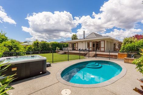 Photo of property in 35a Lucknow Road, Havelock North, 4130
