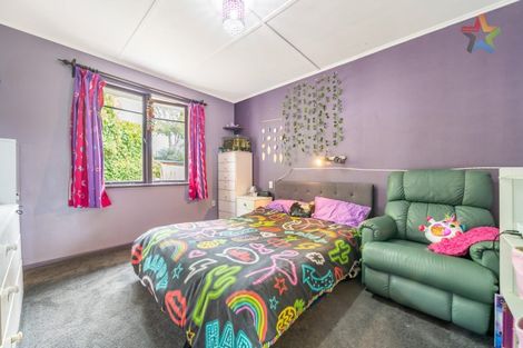 Photo of property in 32a Kopara Grove, Stokes Valley, Lower Hutt, 5019