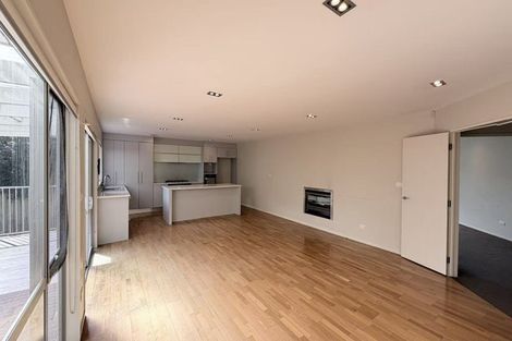 Photo of property in 9 Amber Glen, Albany, Auckland, 0632