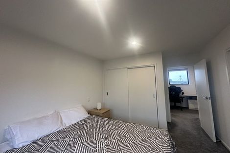 Photo of property in 7/170 Don Buck Road, Massey, Auckland, 0614