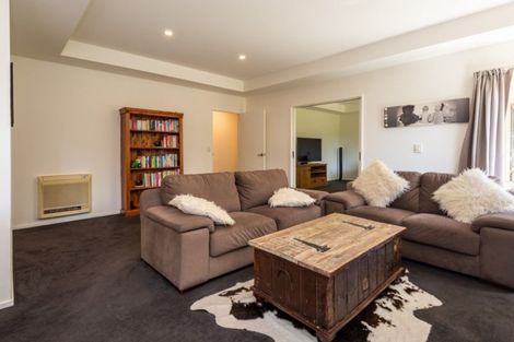 Photo of property in 16 Hemingway Place, Spencerville, Christchurch, 8083