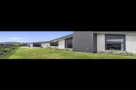 Photo of property in 230 Cumberland Drive, Flagstaff, Hamilton, 3210