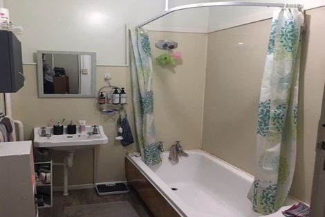 Photo of property in 3/257 Cambridge Road, Hillcrest, Hamilton, 3216