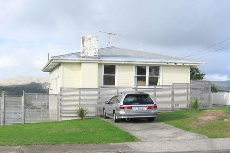 Photo of property in 47 Waiuta Street, Titahi Bay, Porirua, 5022