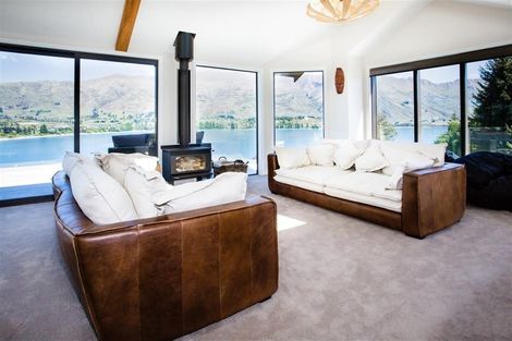 Photo of property in 92 Lismore Street, Wanaka, 9305