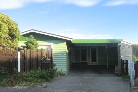 Photo of property in 32 Forth Place, Papakowhai, Porirua, 5024