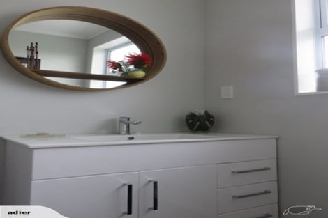 Photo of property in 8 Fuller Close, Levin, 5510