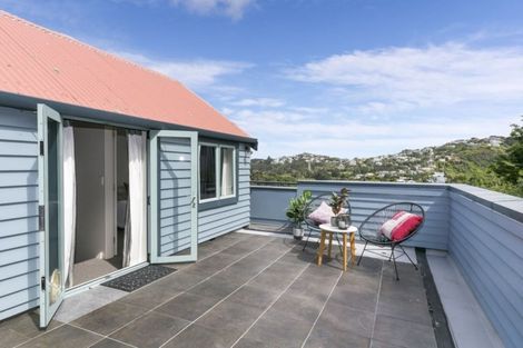 Photo of property in 5/93a Kelburn Parade, Kelburn, Wellington, 6012