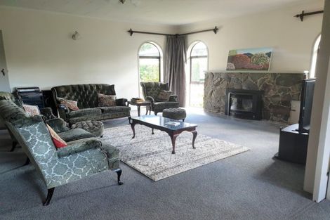Photo of property in 12 Smith Street, Dannevirke, 4930