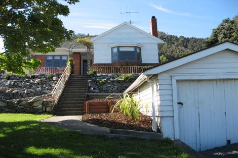 Photo of property in 141 Waimea Road, Nelson South, Nelson, 7010