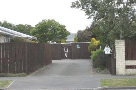 Photo of property in 1/175 Queenspark Drive, Parklands, Christchurch, 8083