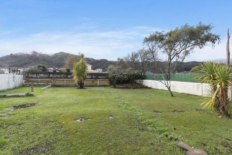 Photo of property in 13 Main Road, Wainuiomata, Lower Hutt, 5014