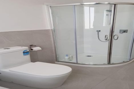 Photo of property in 4 Kapia Road, Westgate, Auckland, 0614