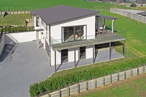 Photo of property in 54 Hillpark Drive, Pokeno, 2402