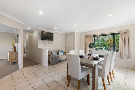 Photo of property in 30 Coventry Way, Long Bay, Auckland, 0630