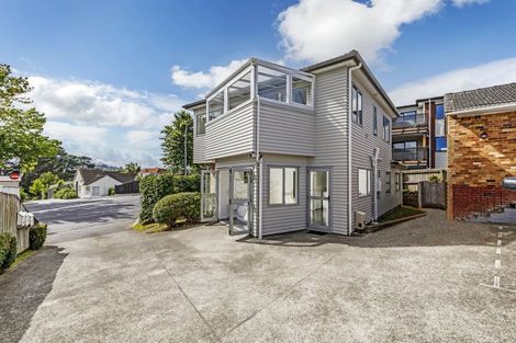 Photo of property in 1/1553 Great North Road, Waterview, Auckland, 1026